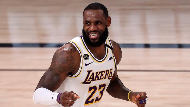 LeBron James Rips Heckler During Lakers' Loss: "Shut Your Ass Up"