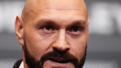Tyson Fury Reacts To Ukrainian Boxers Joining War Against Russia