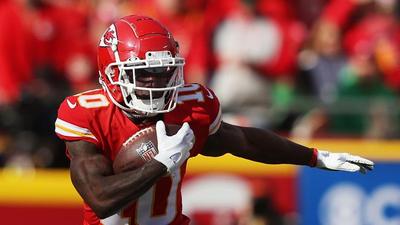 Tyreek Hill Traded To The Dolphins, Immediately Signs Historic Deal