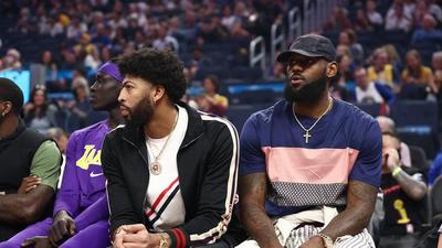 LeBron James Apologizes After Doing Kent Bazemore Dirty