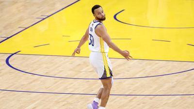 Steph Curry Trolls Celtics Fans With "Ayesha Curry Can Cook" Shirt