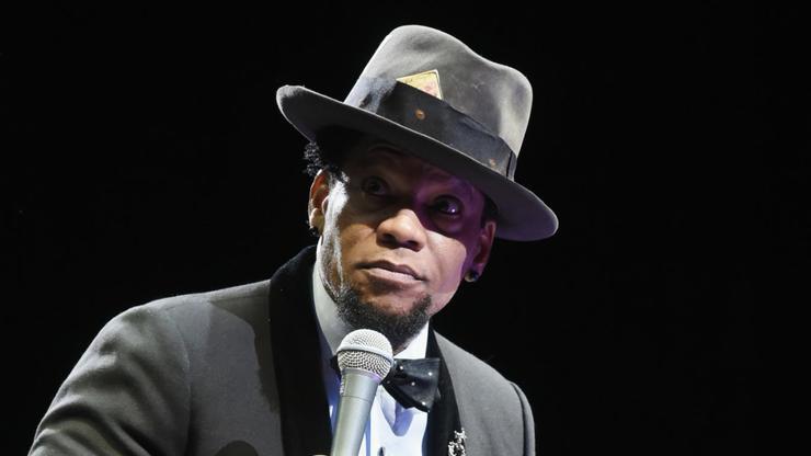 D.L. Hughley Challenged To Million-Dollar Boxing Match By Irate Pastor