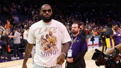 LeBron James Gets In Offseason Workout While On A Yacht In Italy