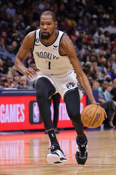 Kevin Durant Explains What The Dunk Contest Needs