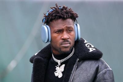 Antonio Brown Net Worth 2023: What Is The NFL Icon Worth?