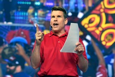 Scott Hanson Evacuates NFL RedZone Studio During Broadcast