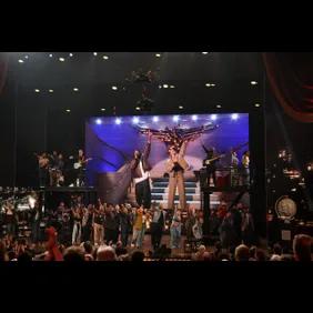 Alicia Keys & JAY-Z Reunite To Perform “Empire State of Mind” At The Tony Awards