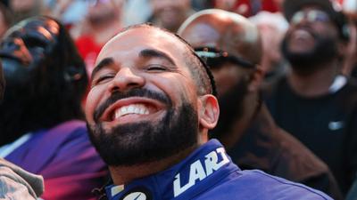 Drake’s Feature On Snowd4y’s “Wah Gwan Delilah” Leaves Fans Wondering If He’s Trolling Or If It’s AI