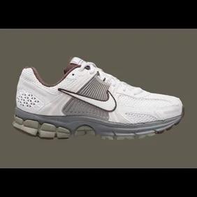 Nike Zoom Vomero 5 “Light Smoke Grey” Receives Mockup