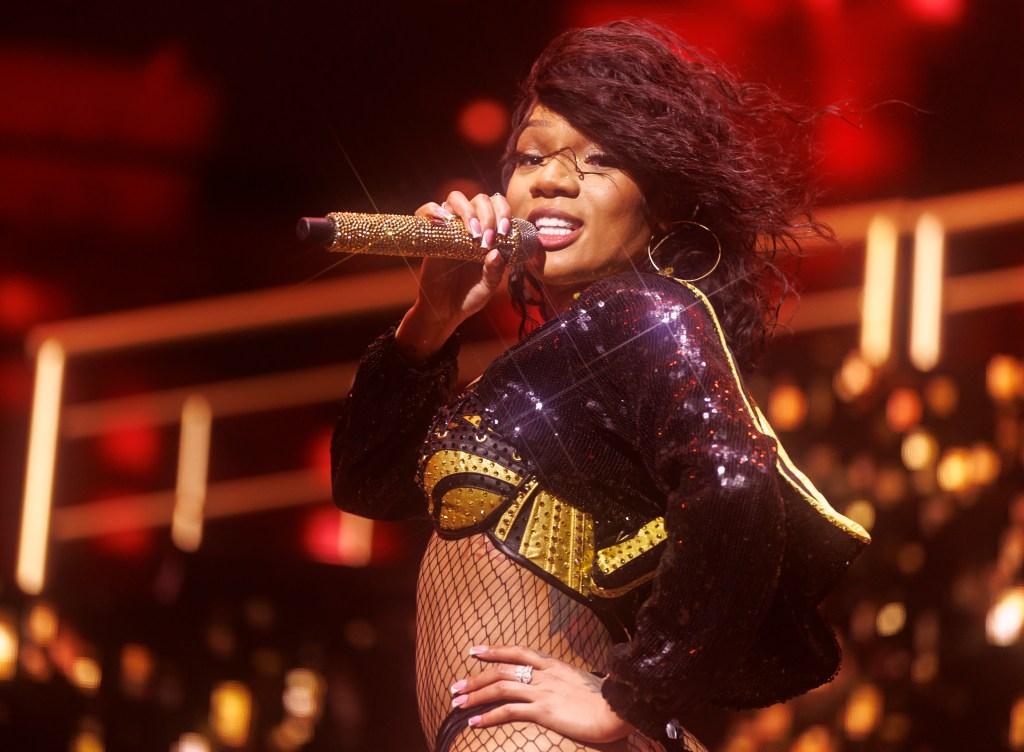 GloRilla Takes Aim At Young Thug, Mariah The Scientist On Diss Track Following Leaked Call