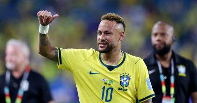 Neymar Jr.'s Diamond Rolex Lady-Datejust Steals the Spotlight