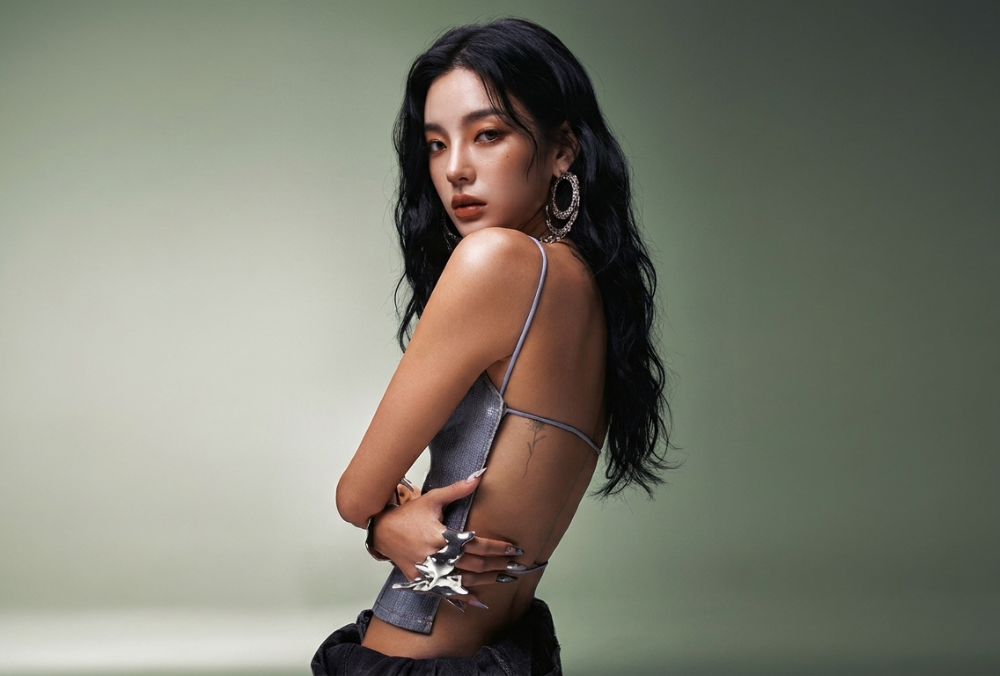 Yoon Go Elevates Pop Aesthetics with ‘Itchy Kitchy’