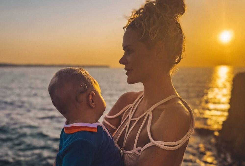 Kelly Monrow Finds Healing Through the Raw Honesty of Motherhood
